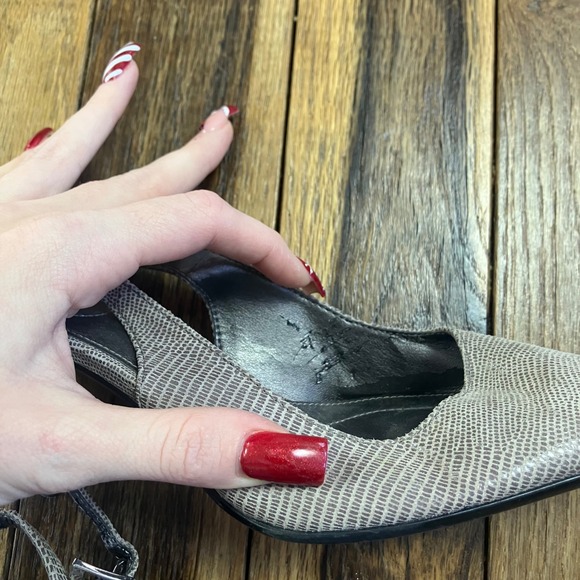 Calvin Klein Women's Silver Lizard Print Slingback Heels - Picture 7 of 8